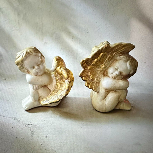 Engel figur sitzend - 2x,